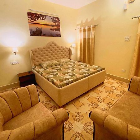 Ekant Guest House Dadāhu Εξωτερικό φωτογραφία