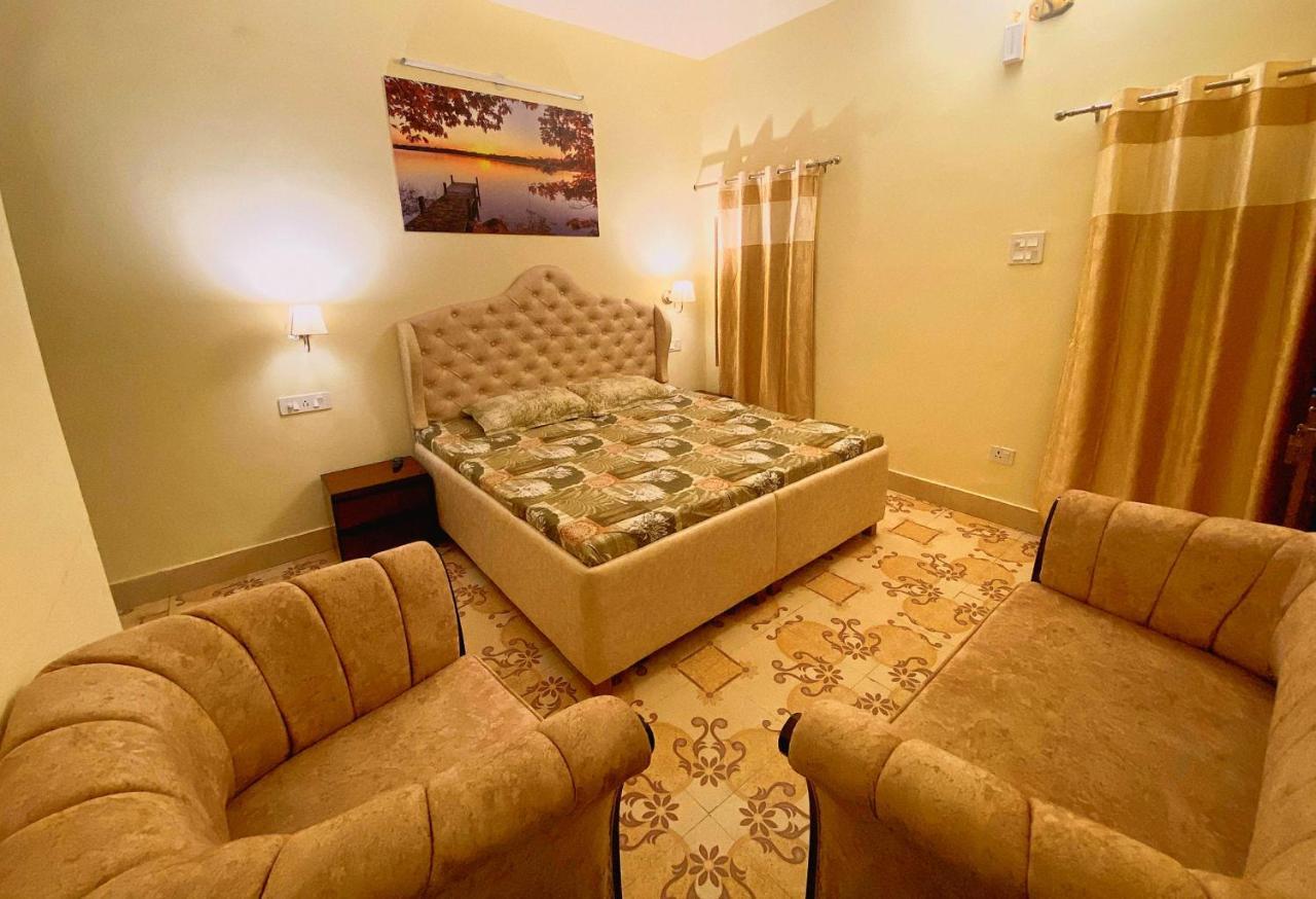 Ekant Guest House Dadāhu Εξωτερικό φωτογραφία